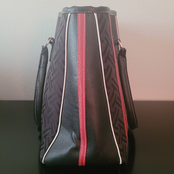 Tignanello Weekender travel Bag - Picture 6 of 14